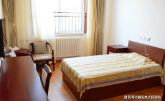 <b>让每一位都家一般的温暖取关怀</b>